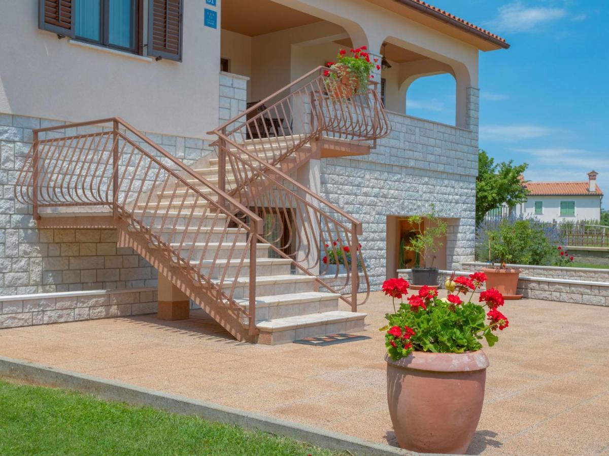 Holiday Home Ana By Interhome Nedescina Exterior photo